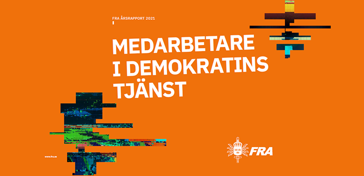 Faksimil av det orangea omslaget på FRA:s årsrapport för 2021.